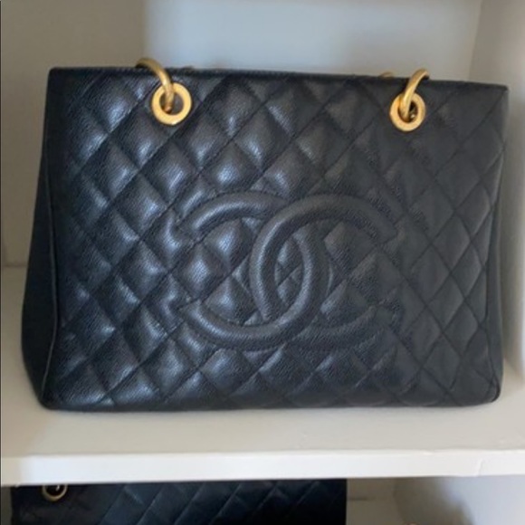 Chanel - Picture 16 of 16